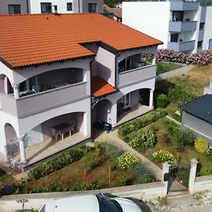  Apartment Vukalovic